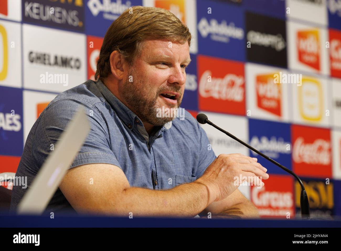 Hein Vanhaezebrouck, entraîneur en chef de Gent, photographié lors de la conférence de presse hebdomadaire de l'équipe belge de football KAA Gent, jeudi 21 juillet 2022 à Gent, pour discuter du début de la compétition nationale. Le vendredi, Gent visitera Standard dans le cadre de l'ouverture de la saison. BELGA PHOTO KURT DESPLENTER Banque D'Images