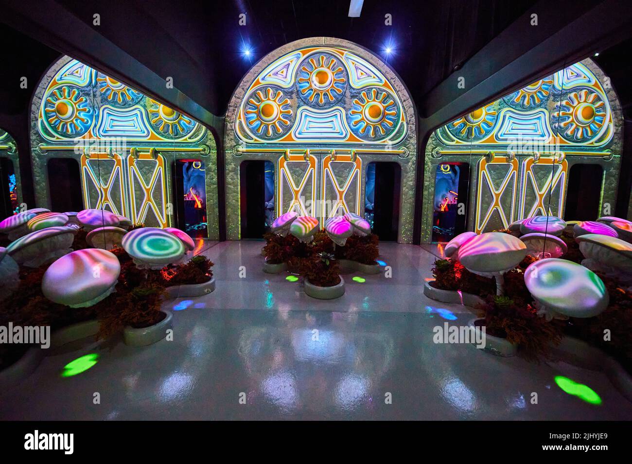 Salle champignon et miroir à Otherworld à Columbus, Ohio Banque D'Images