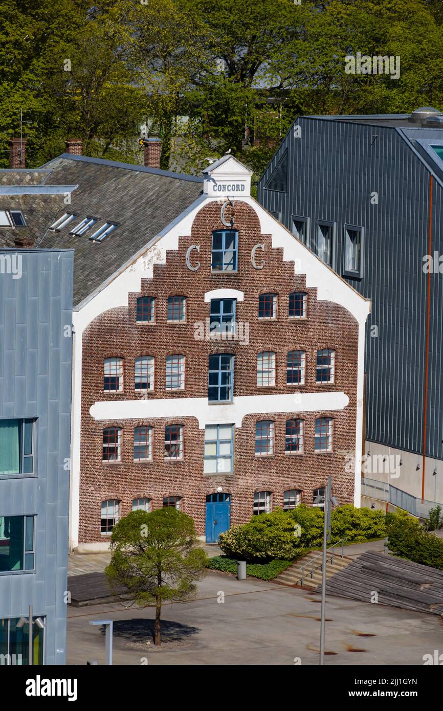 Ancien entrepôt, Concord, bâtiment CCC sur le quai du port de Stavanger, Norvège. Maintenant un studio de répétition de musique en espace ouvert. Banque D'Images