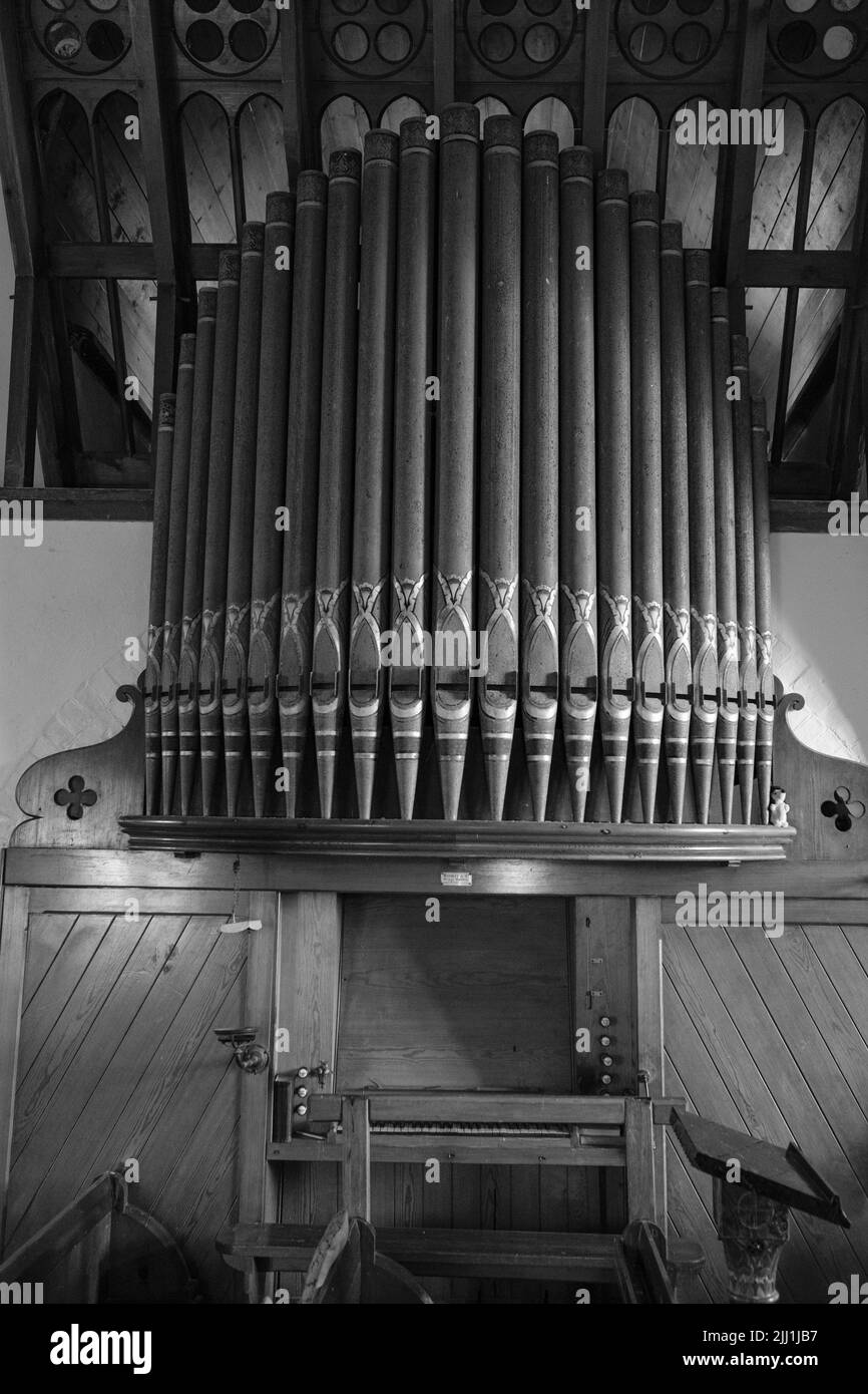 Intérieur de l'église paroissiale de St Grade (classée grade 1), le Lizard, Cornwall Banque D'Images