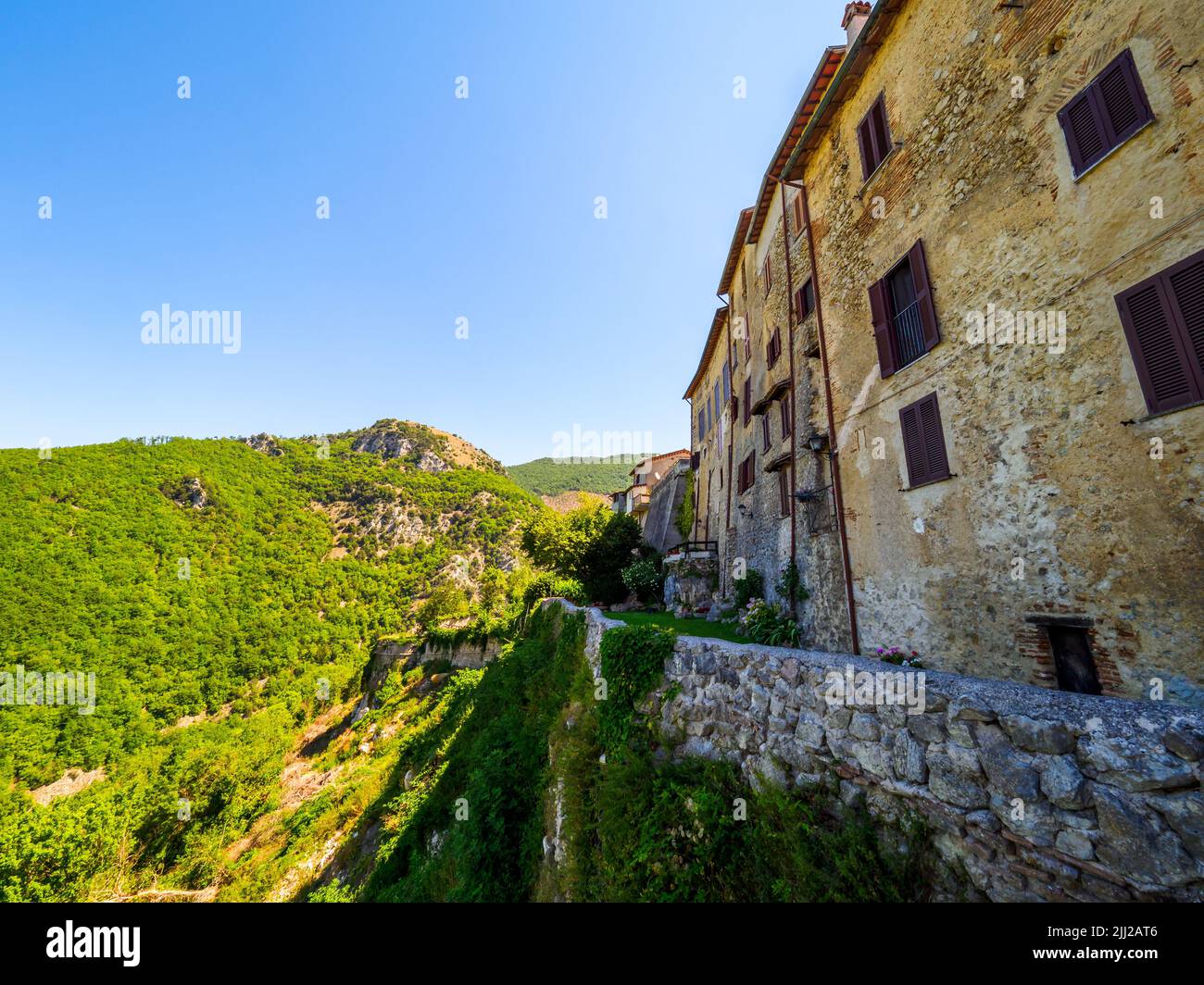 Ville médiévale de Rocca Sinibalda - Rieti, Italie Banque D'Images
