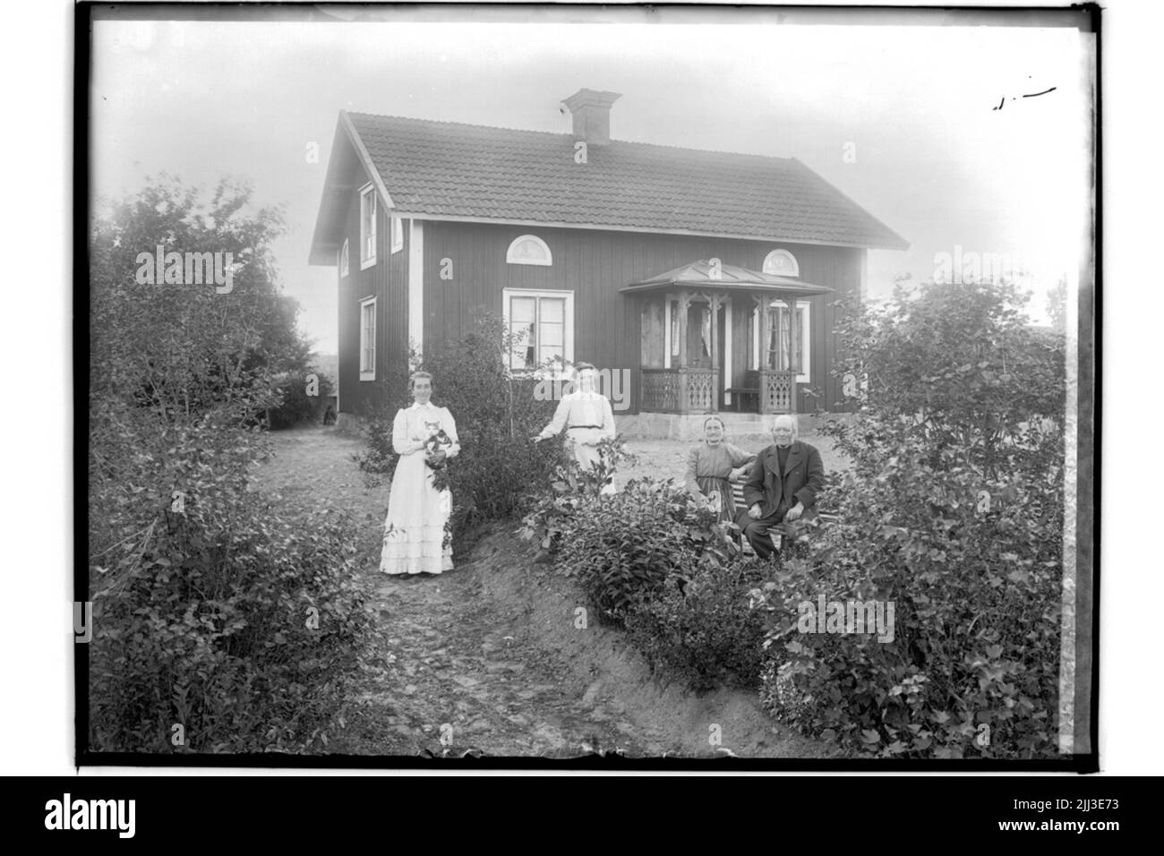 Un et demi-étage bâtiments résidentiels, 4 personnes.per Andersson Banque D'Images
