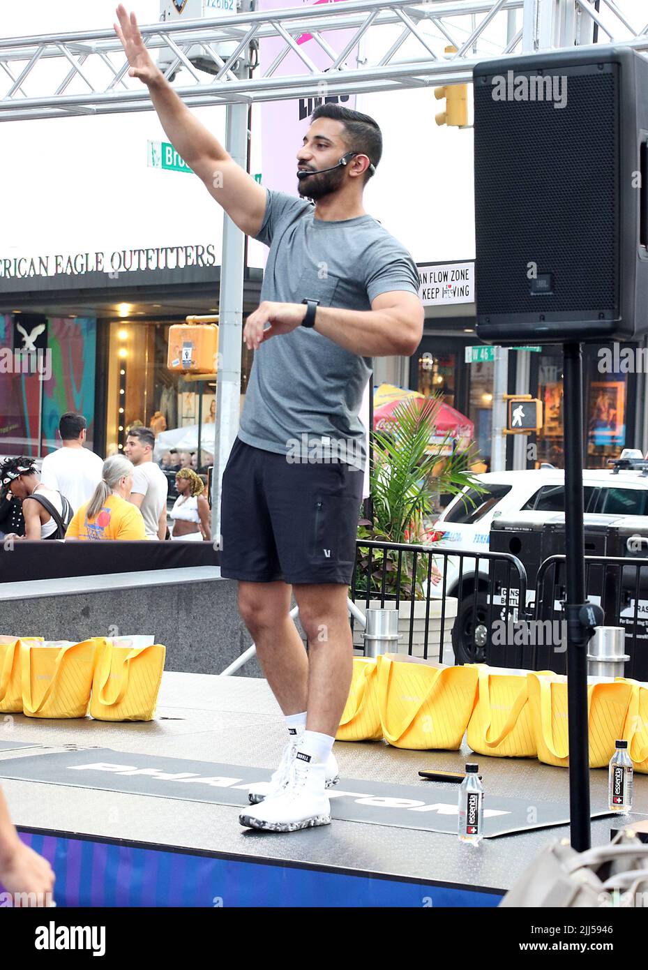 NEW YORK, NY 21 juillet Rhys Athayde en photo au Phantom Fitness TSQ