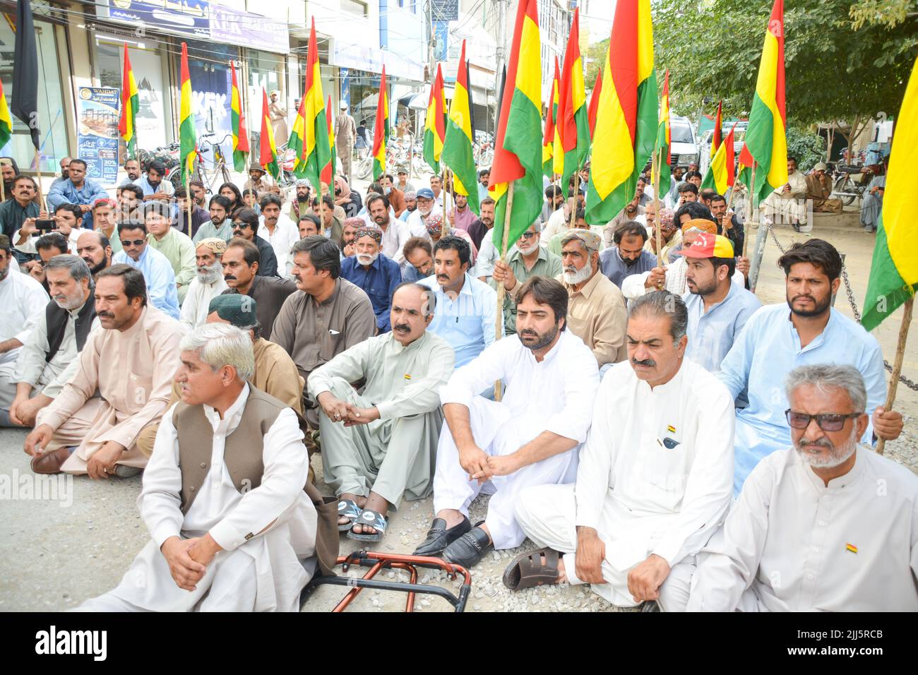 QUETTA, PAKISTAN. 23 juillet-2022: Membre du Parti national du Balochistan (Mengal) protestant sur la question des personnes disparues de Baloch devant le Club de presse. Banque D'Images