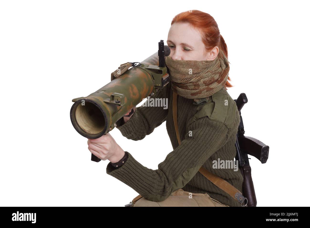 Fille avec lance-roquettes RPG isolé sur blanc Banque D'Images