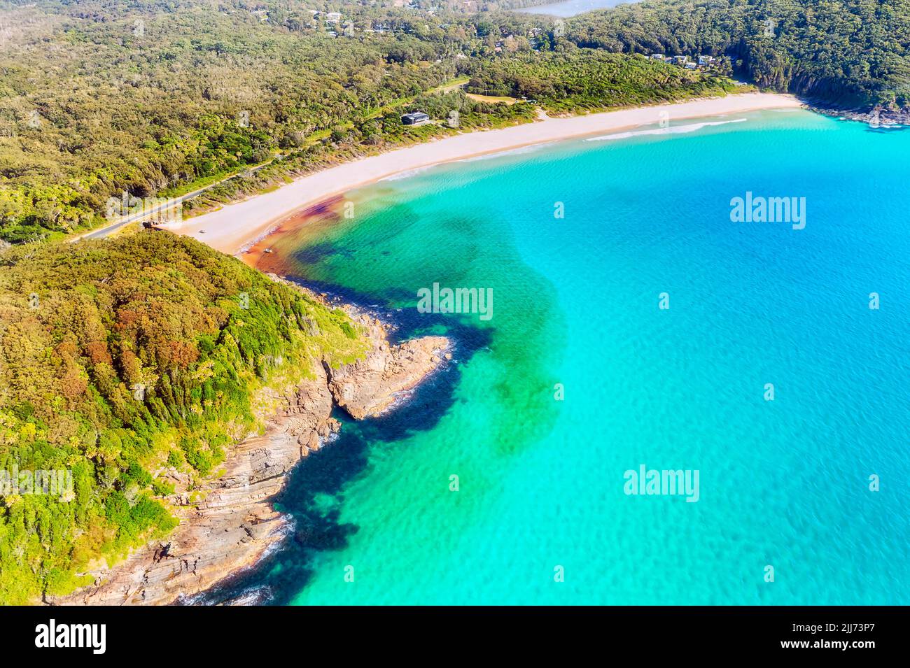 Elizabeth plage et baie près du parc national booti booti sur la côte du Pacifique australien - paysage tropical pittoresque. Banque D'Images