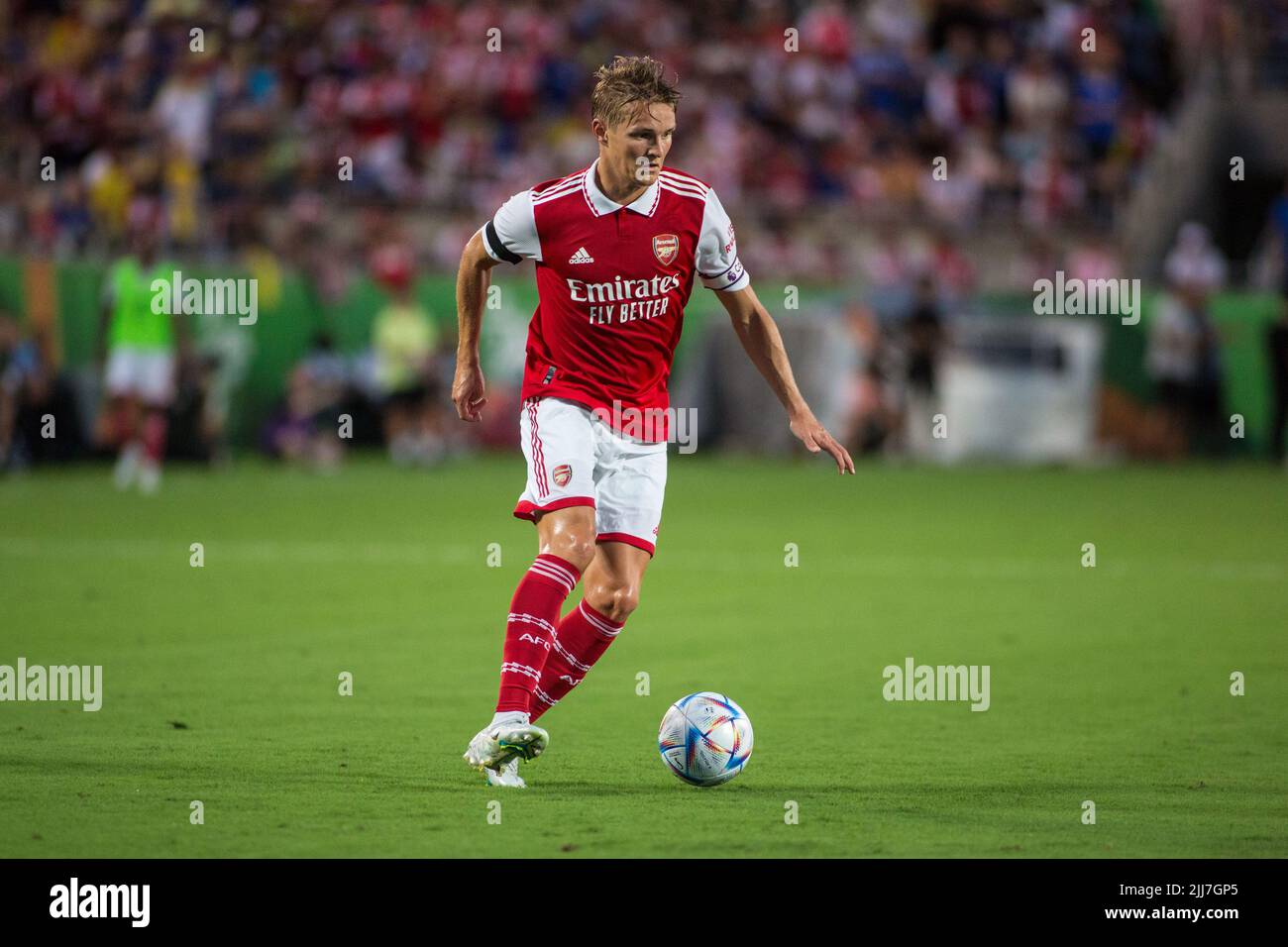 23 juillet 2022: Le milieu de terrain du FC Arsenal Martin Odegaard (8) trouve de l'espace libre lors du match de la coupe de Floride entre le FC Arsenal et le FC Chelsea Orlando, FL. Jonathan Huff/CSM. Banque D'Images