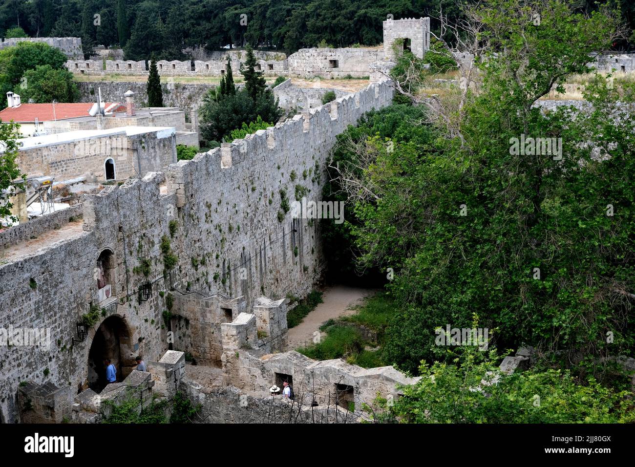 Murs fortifiés de la ville de Rhodes en Grèce Banque D'Images