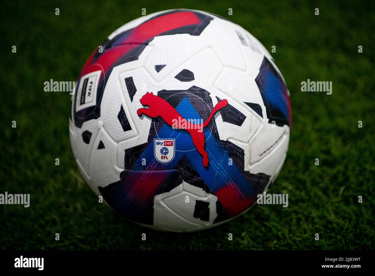 PUMA ballon officiel de match EFL 22/23 Banque D'Images