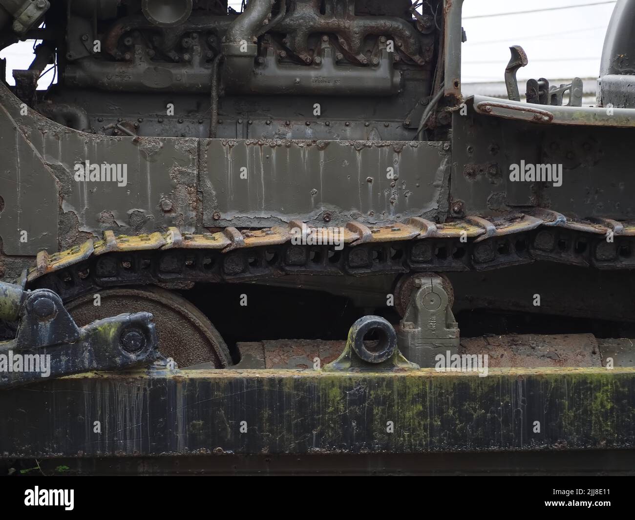Chaîne caterpillar bulldozer Cat à usage militaire à Espinho Banque D'Images