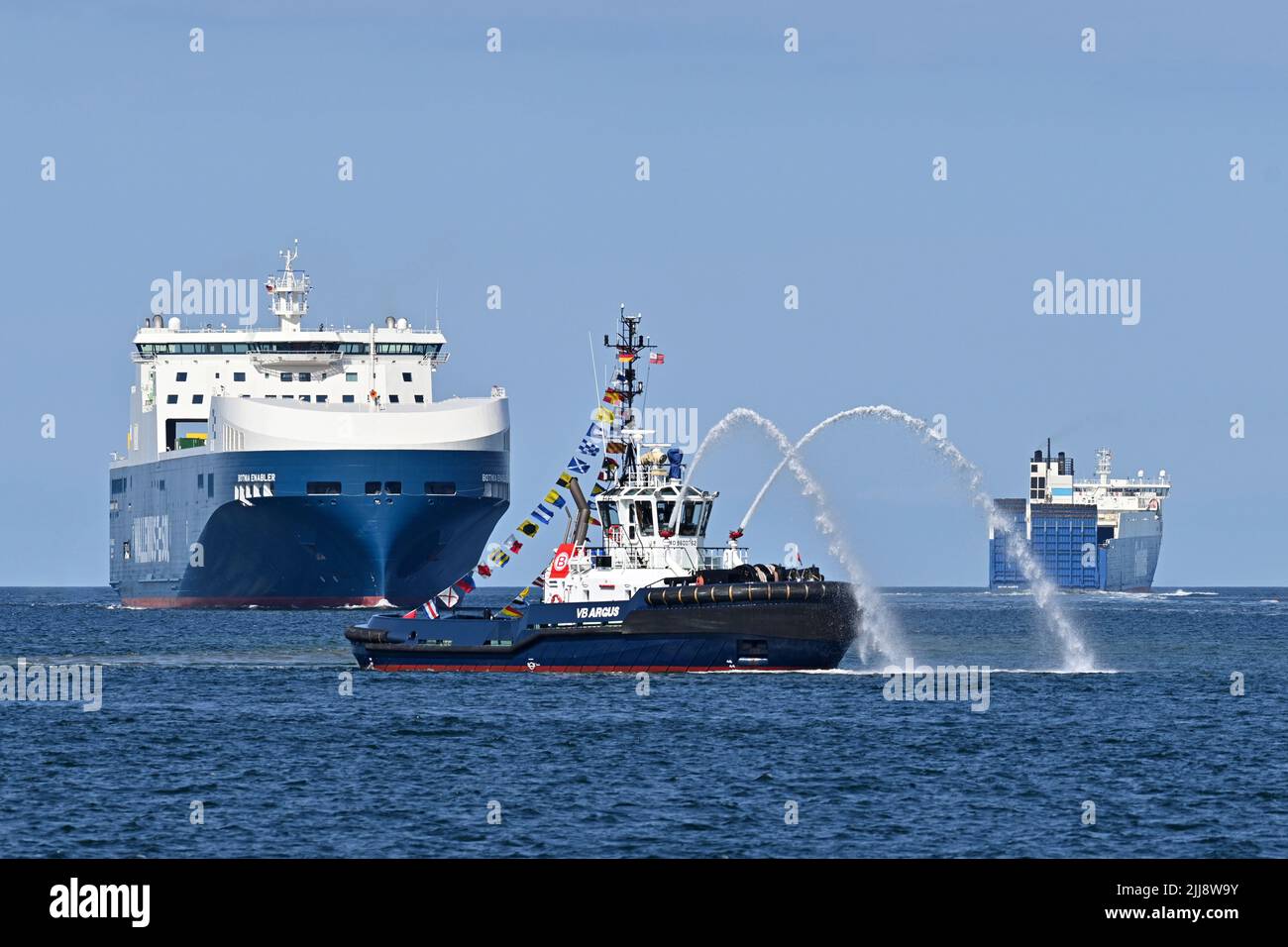 Le plus grand navire à carburant mixte du monde, le RoRo de qualité glace, Botnia Enabler, a appelé le port de Lübeck-Travemünde Banque D'Images