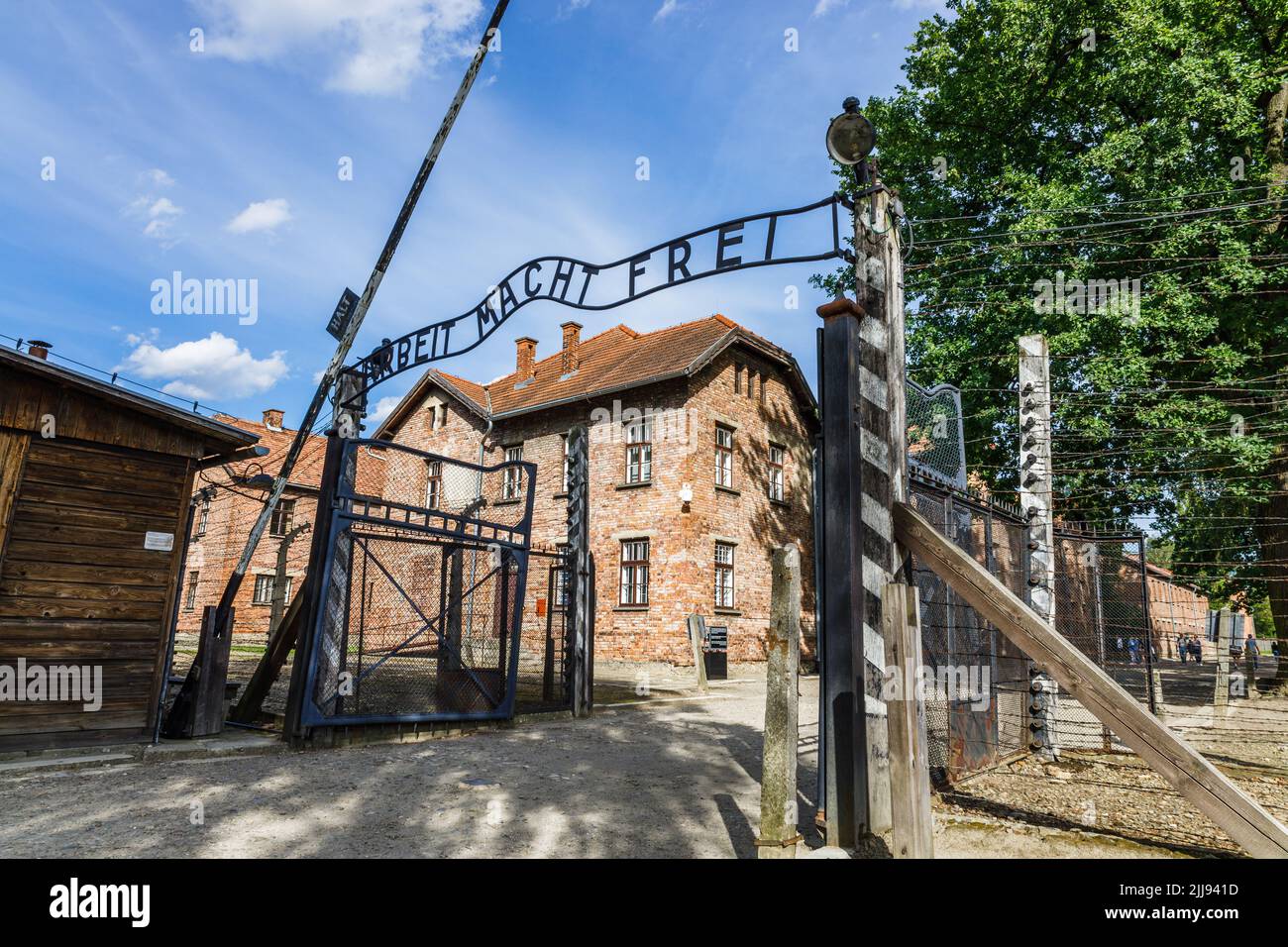 Principales portes du camp de concentration d'Auschwitz-Birkenau. Auschwitz, Pologne, 17 juillet 2022 Banque D'Images