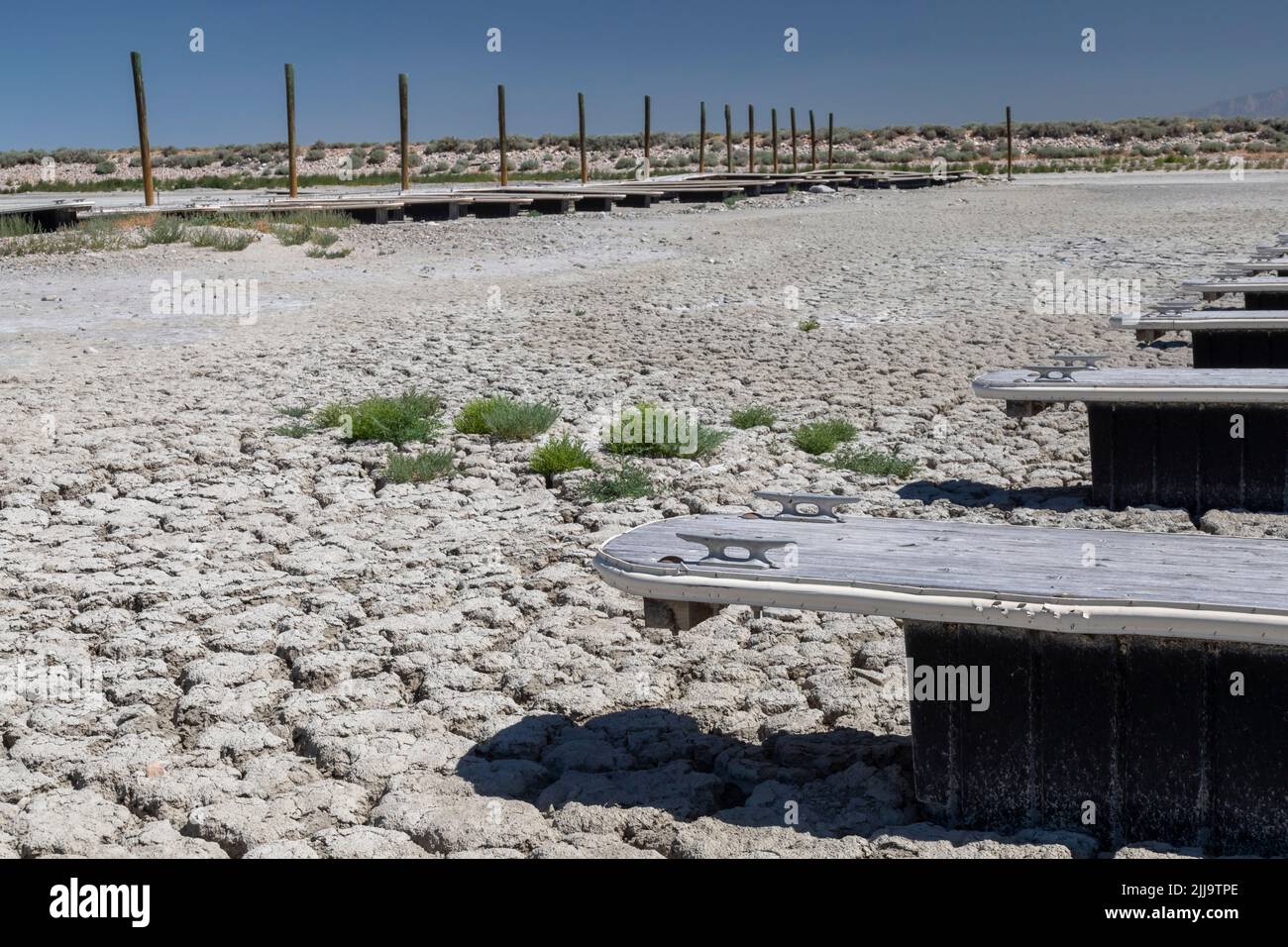 Salt Lake City, Utah - le port de plaisance du parc national d'Antelope Island. Le niveau d'eau du lac est tombé à un niveau historique bas. Banque D'Images