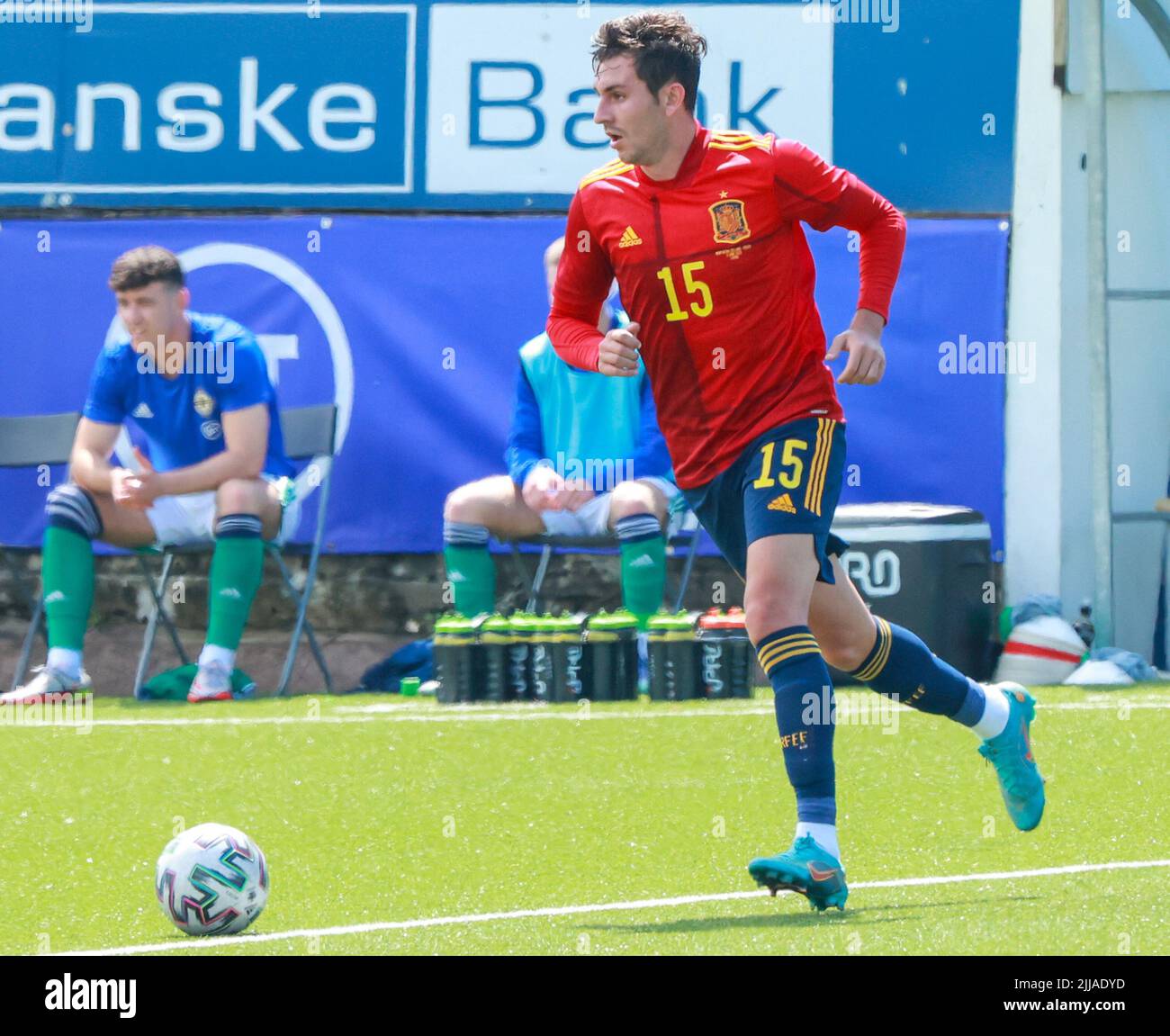 Inver Park, Larne, Comté d'Antrim, Irlande du Nord, Royaume-Uni. 03 juin 2022. Championnat UEFA 2023 Under21 qualification - Groupe C - Irlande du Nord 0 Espagne 6. Espagne international U21 joueur Victor Chust Espagne (15) Banque D'Images