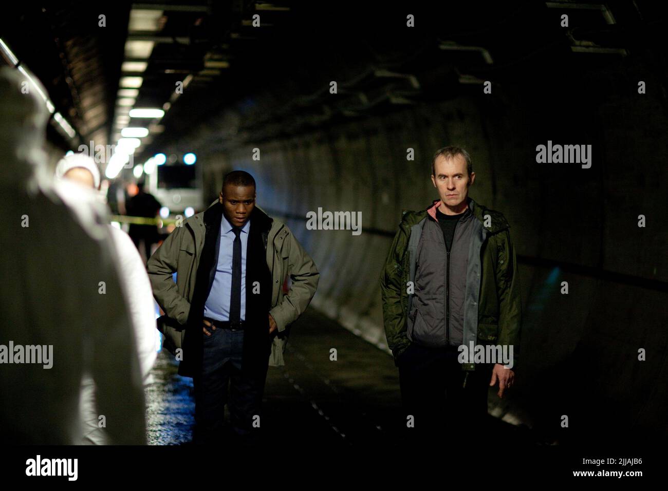 TOBI BAKARE, STEPHEN DILLANE, LE TUNNEL, 2013 Banque D'Images