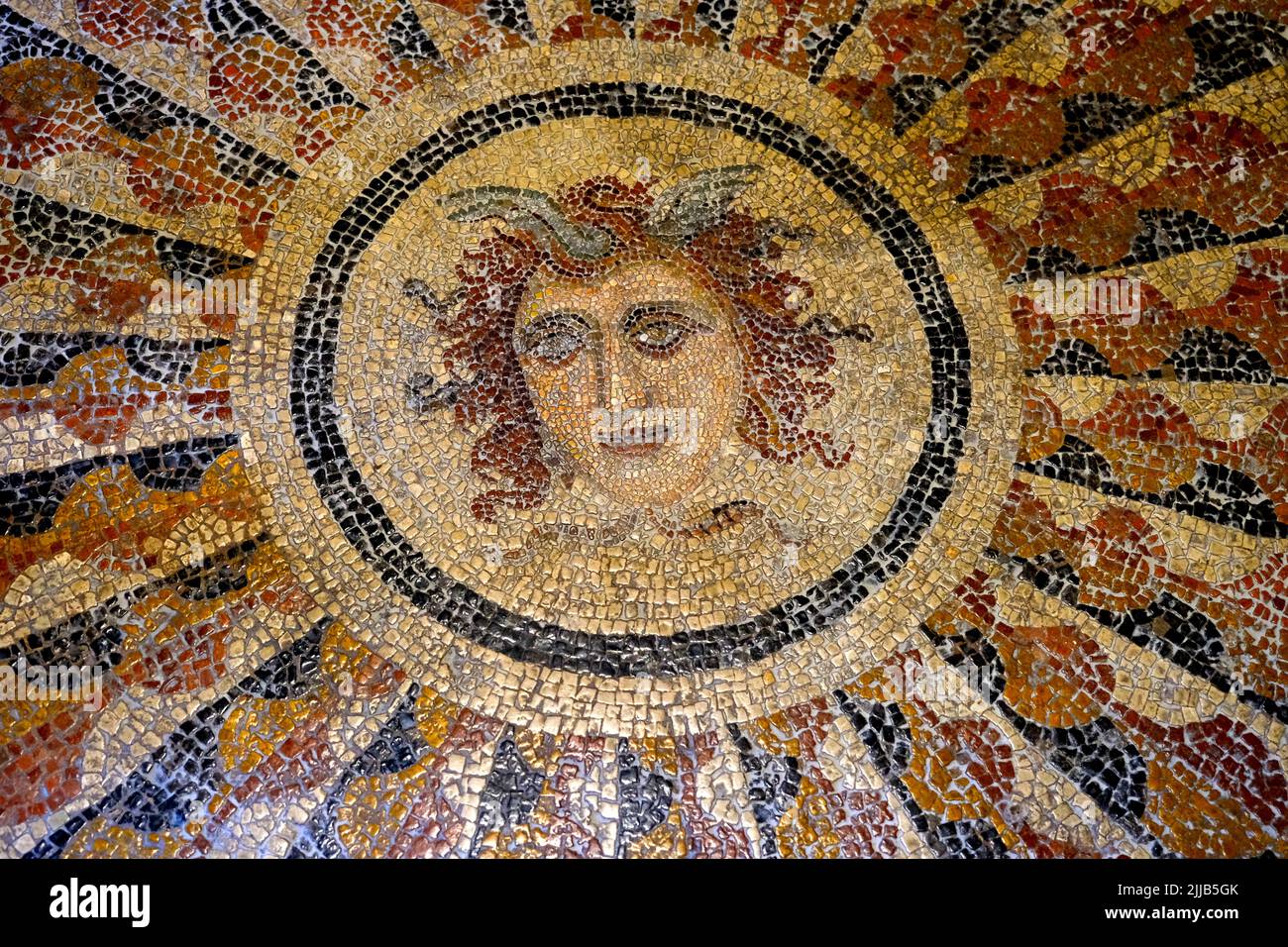Carrelage en mosaïque dans le Palais des Grands maîtres sur l'île grecque de Rhodes Banque D'Images
