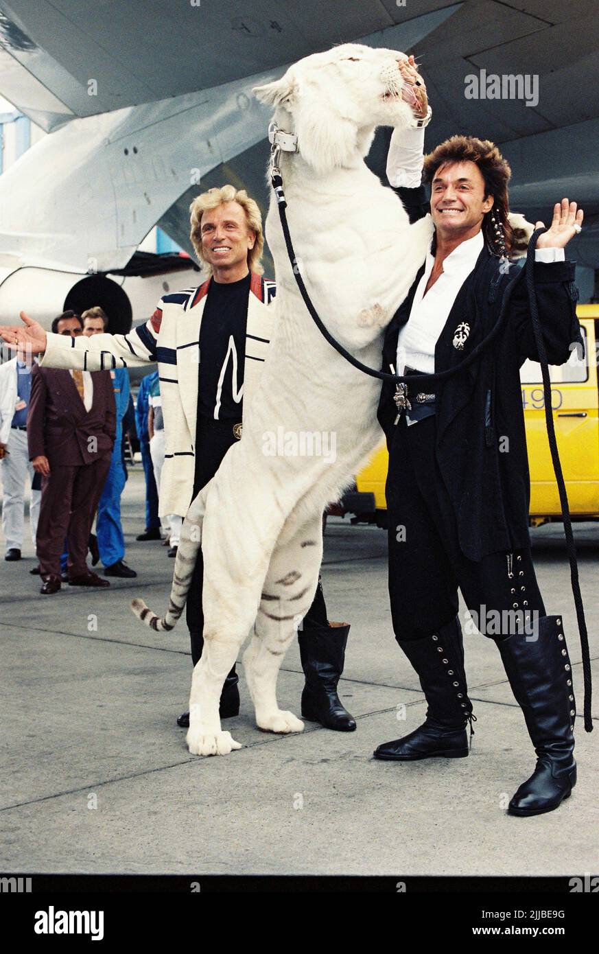 Siegfried Und Roy Schenken Dem Phantasialand In Brhl BEI Kln Zum 20