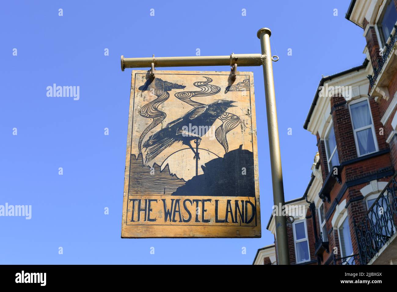Le panneau de pub de Waste Land, The Albion Rooms, Ciftonville, Margate, Kent, Angleterre, Royaume-Uni Banque D'Images