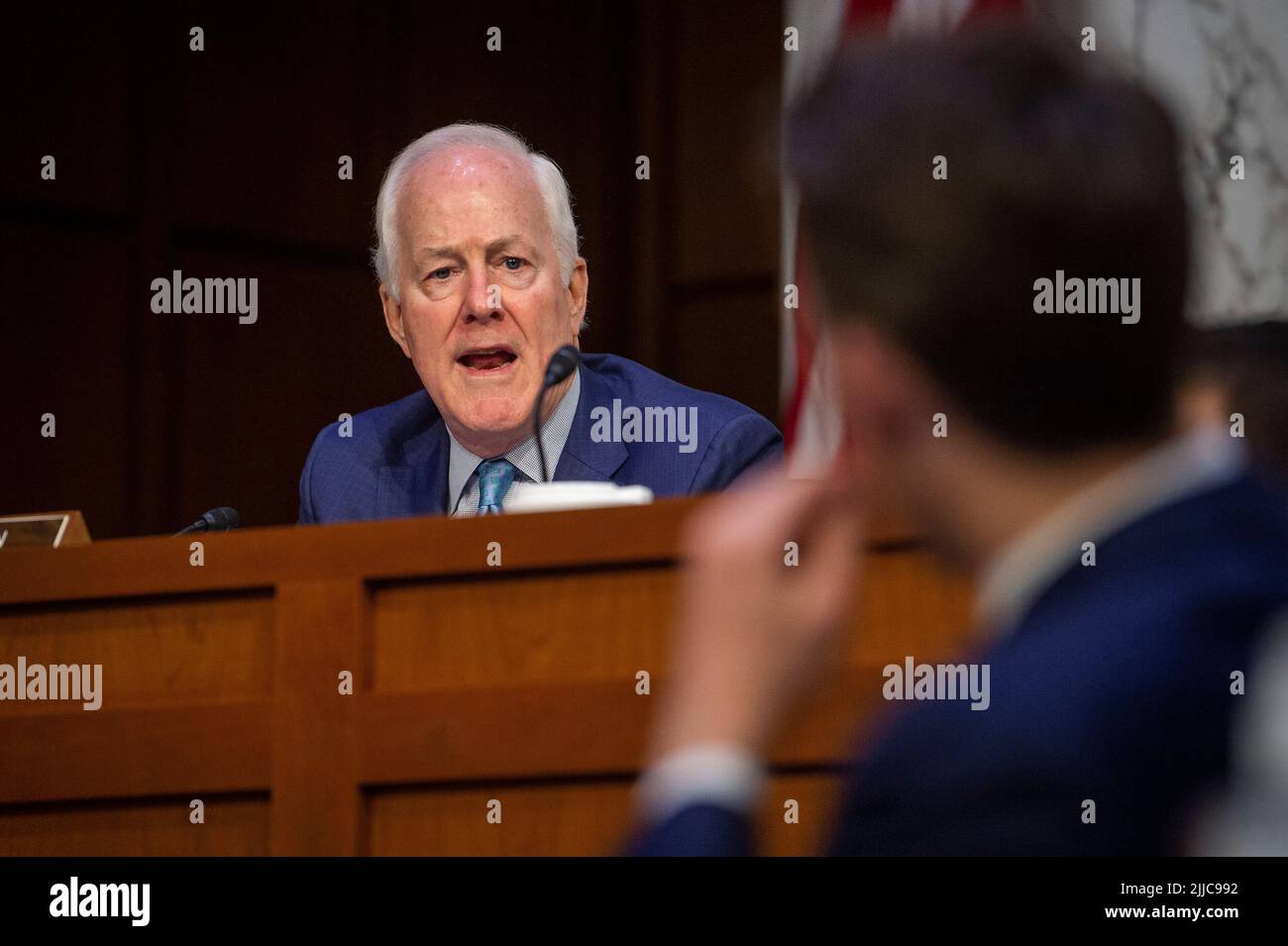 Le sénateur américain John Cornyn (républicain du Texas) fait référence à la violence par les armes à feu à Chicago, lors d'une audience de la Commission judiciaire du Sénat pour examiner l'attaque du parc des Highlands, entre la fusillade de en masse à Highland Park, Illinois, sur 4 juillet 2022. Se concentrer sur la protection de nos communautés contre les fusillades de masse, dans l'édifice Hart du Sénat à Washington, DC, mercredi, 20 juillet 2022. Crédit: Rod Lamkey / CNP Banque D'Images