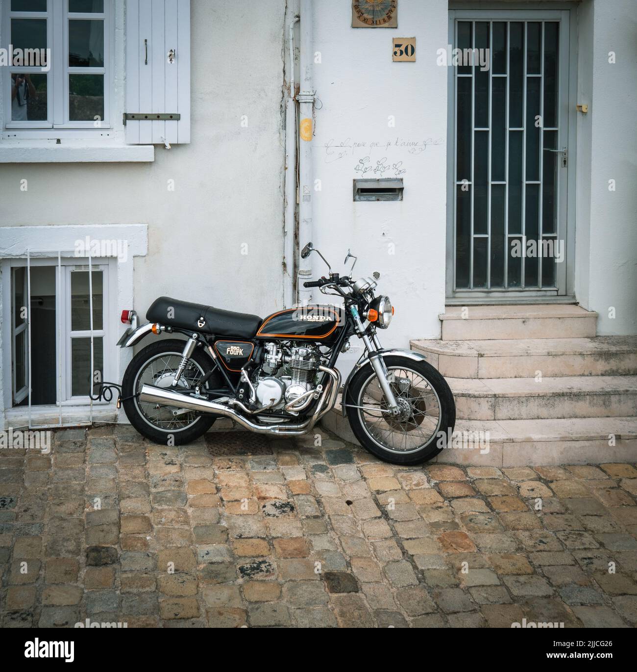 Roue avant d'une moto Honda vintage Photo Stock - Alamy