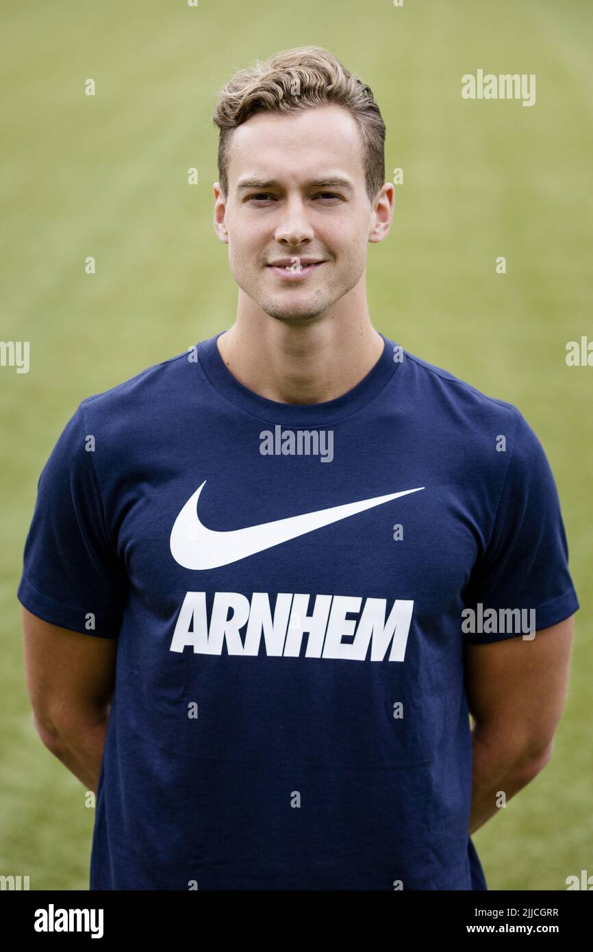 ARNHEM - Hennes Schaminee (nutritionniste) pendant la journée annuelle de presse photo du club de football vitesse à l'entraînement Papendal. ANP SEM VAN DER WAL Banque D'Images