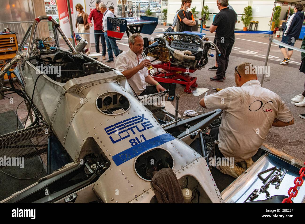 Essex Lotus 81/1 a été démonté dans les fosses du Grand Prix historique de Monaco Banque D'Images