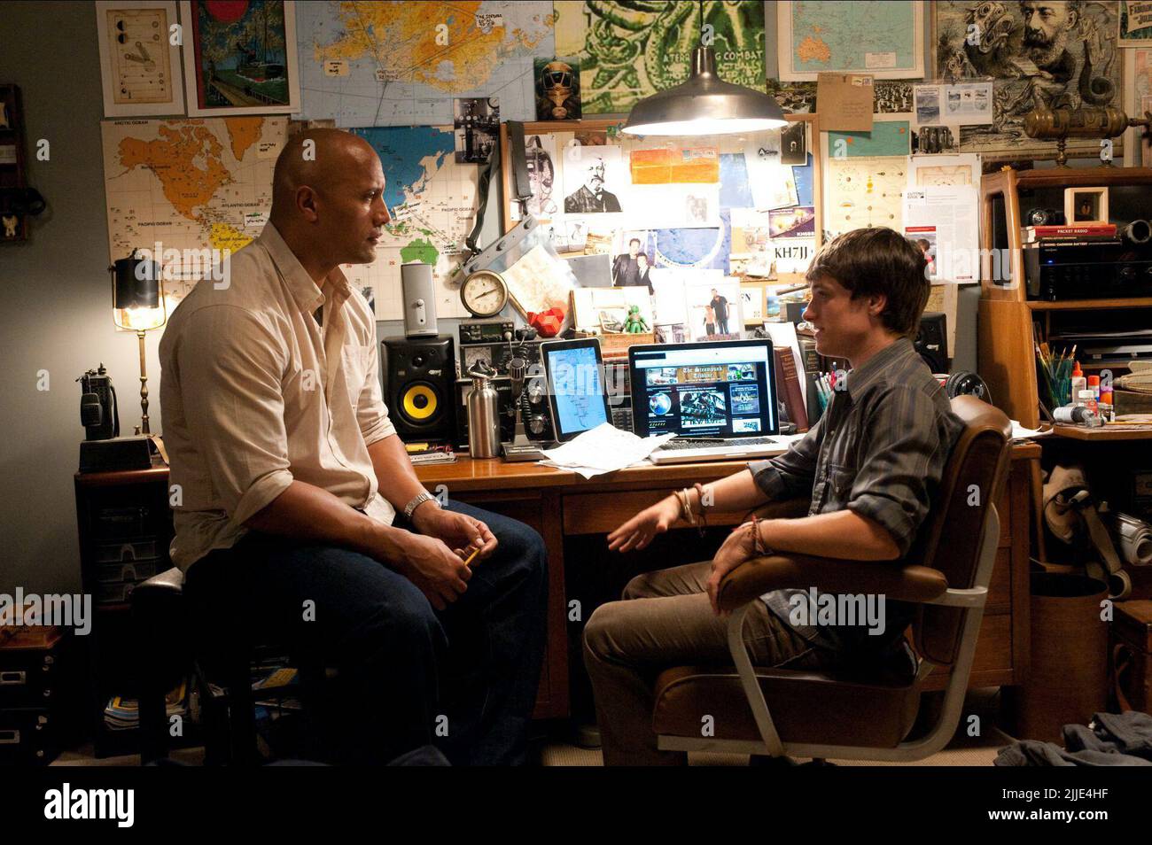 DWAYNE JOHNSON, Josh Hutcherson, voyage 2 : L'île mystérieuse, 2012 Banque D'Images