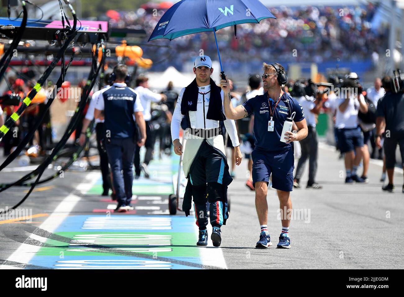 07/24/2022, circuit Paul Ricard, le Castellet, FORMULE 1 LENOVO GRAND PRIX DE FRANCE 2022, sur la photo Nicholas Latifi (CAN), Williams Racing avec gilet de refroidissement. Banque D'Images