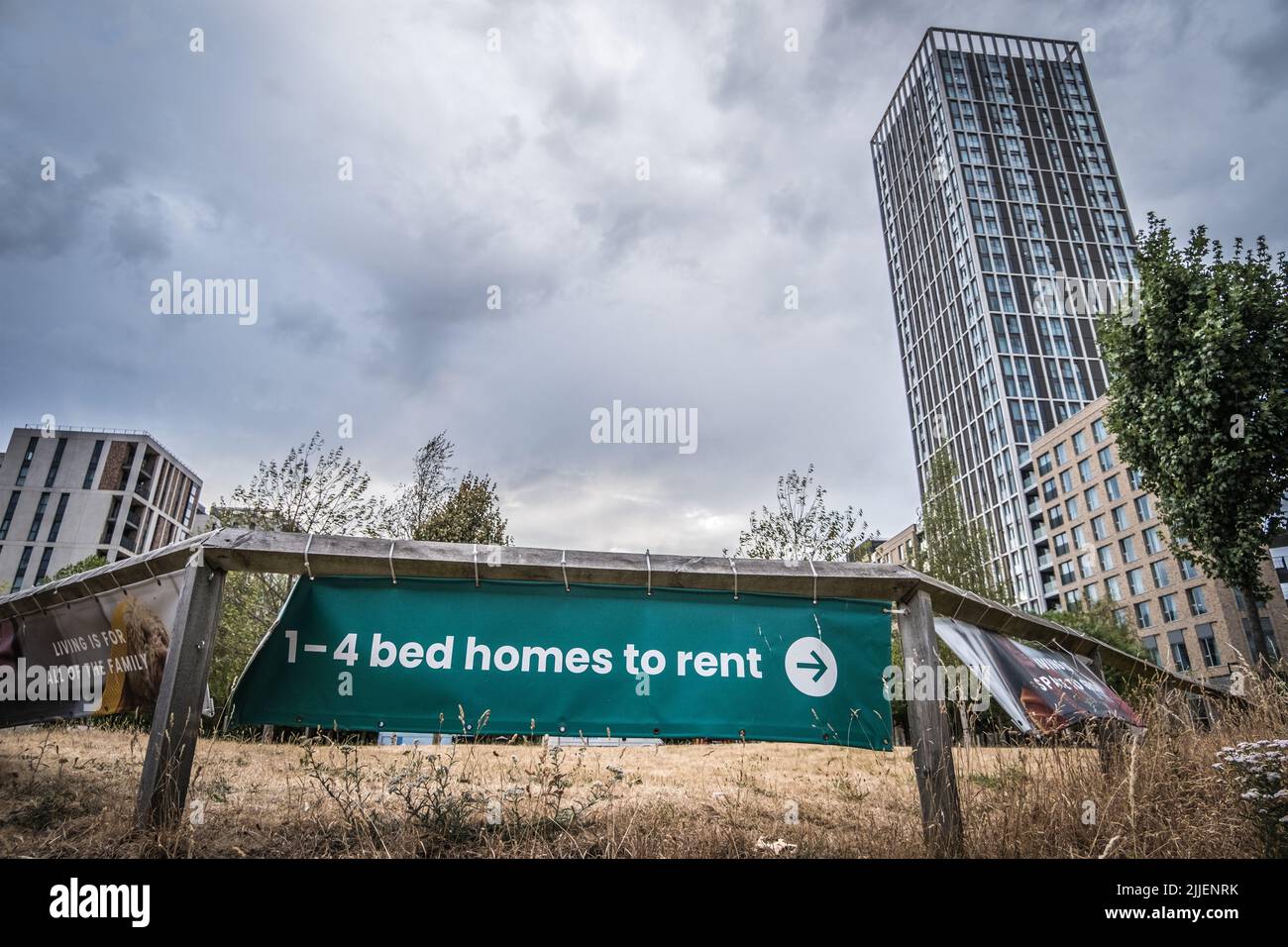 Insignia point, immeuble de 30 étages de la nouvelle tour de construction dans East Village, ancien village olympique, E2, Stratford, Londres, Newham, vive Londres. Banque D'Images