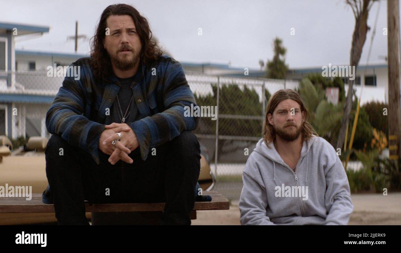 ROYAUME DES ANIMAUX, de gauche à droite: Ben Robson, Jake lazy, Inside
