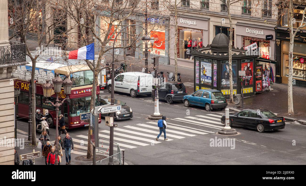 Scène de rue Paris, France en hiver Banque D'Images