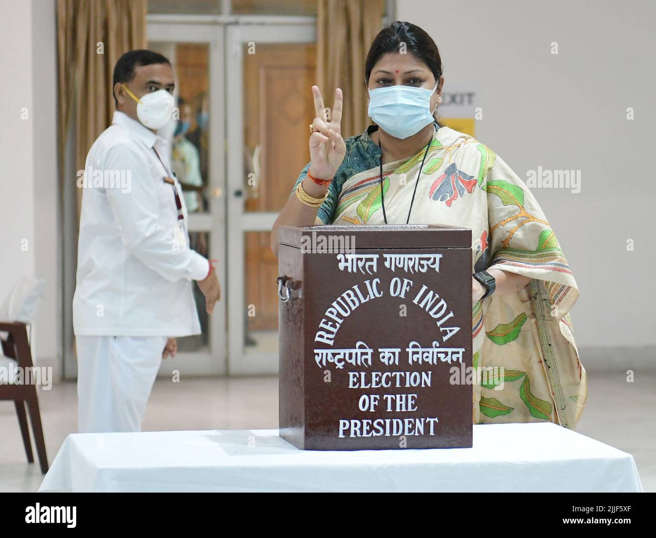 Le député et les ministres de BJP Ipft Govt ont voté pour l'élection du Président, à l'Assemblée de Tripura à Agartala. Tripura, Inde. Banque D'Images