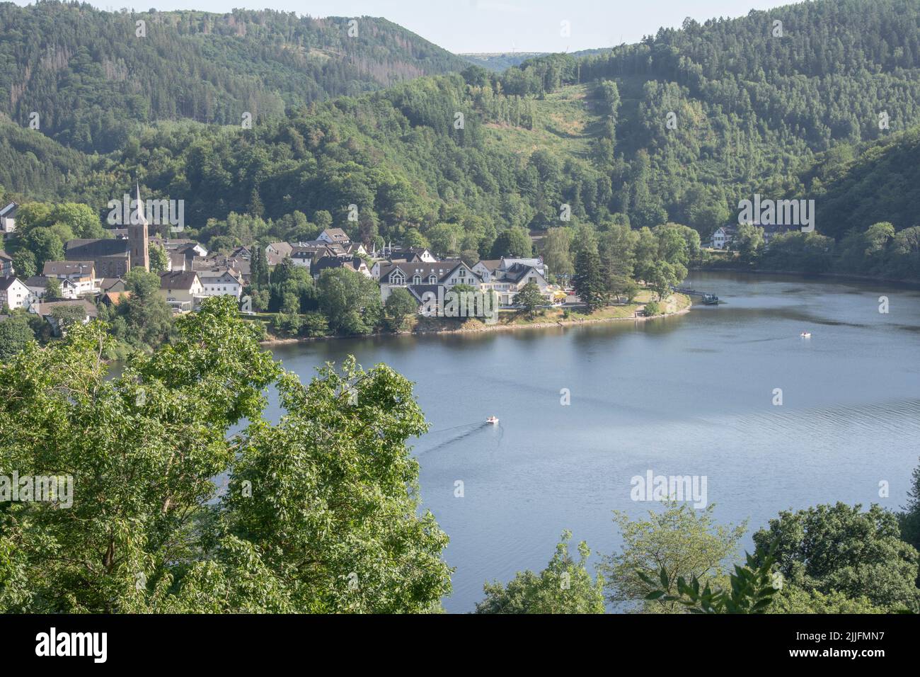 Simmerath juillet 2022: Vue du rursee près d'Einruhr Banque D'Images