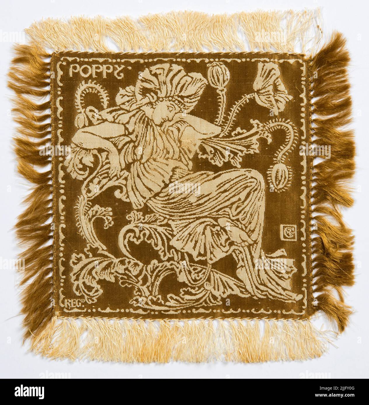 Walter Crane, rétine de Flora : pavot (Doily), tissu en chaîne de lin avec trame de soie, vers 1891 Banque D'Images