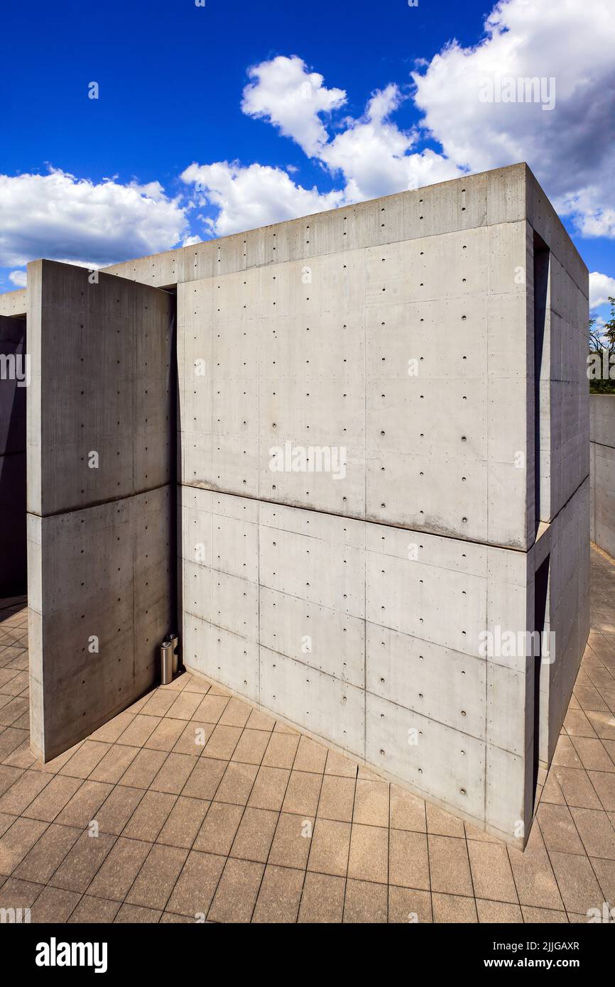 Pavillon de conférence par l'architecte Tadao Ando (premier bâtiment Andos à l'extérieur du Japon), Campus Vitra à Weil am Rhein, Allemagne. Banque D'Images