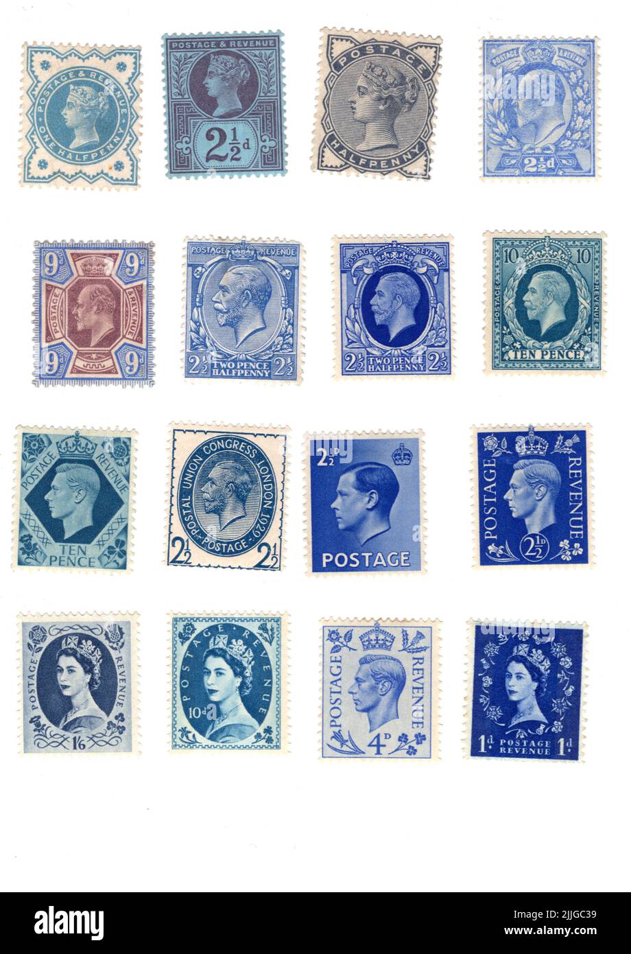 Une sélection de timbres-poste d'époque GB bleus sur fond blanc. Banque D'Images