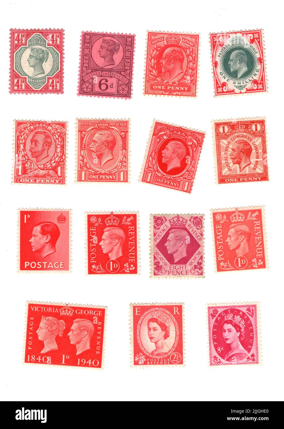 Une sélection de timbres rouges vintage GB sur fond blanc. Banque D'Images