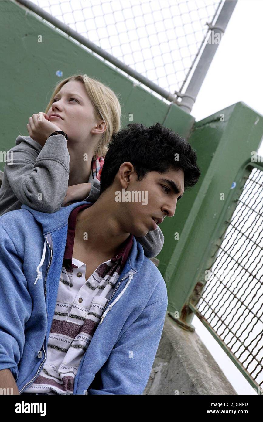 ASHLEY HINSHAW, DEV PATEL, À propos de Cherry, 2012 Banque D'Images