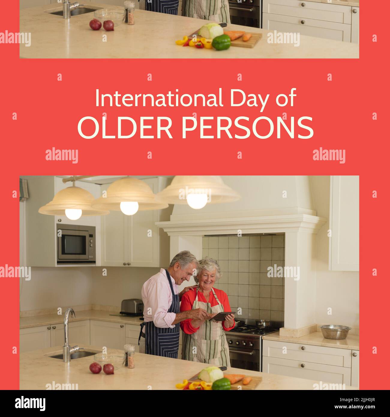 Image de la journée internationale des personnes âgées au-dessus de heureux couples âgés de race blanche cuisant avec un comprimé Banque D'Images