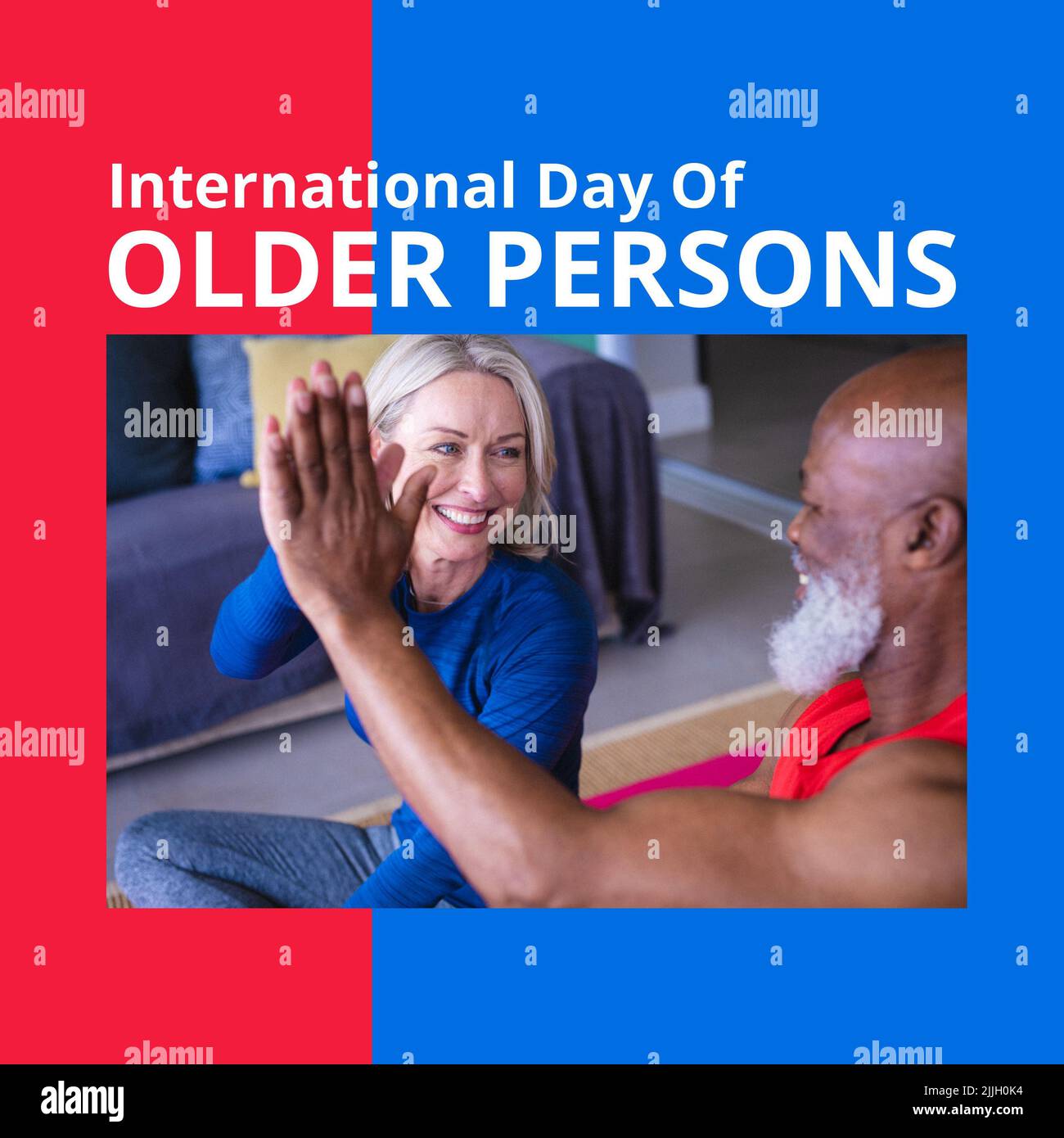 Image de la journée internationale des personnes âgées au-dessus de l'exercice heureux de divers couples âgés Banque D'Images