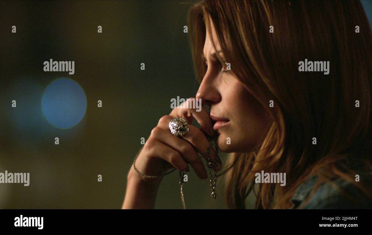 MISCHA BARTON, JE VAIS VOUS SUIVRE DANS L'OBSCURITÉ, 2012 Banque D'Images