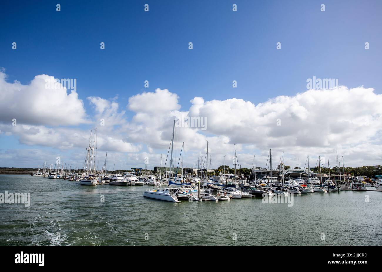 Le port de plaisance de Great Sandy Straits est situé dans le port d'Urangan, à Hervey Bay, Queensland, en Australie Banque D'Images