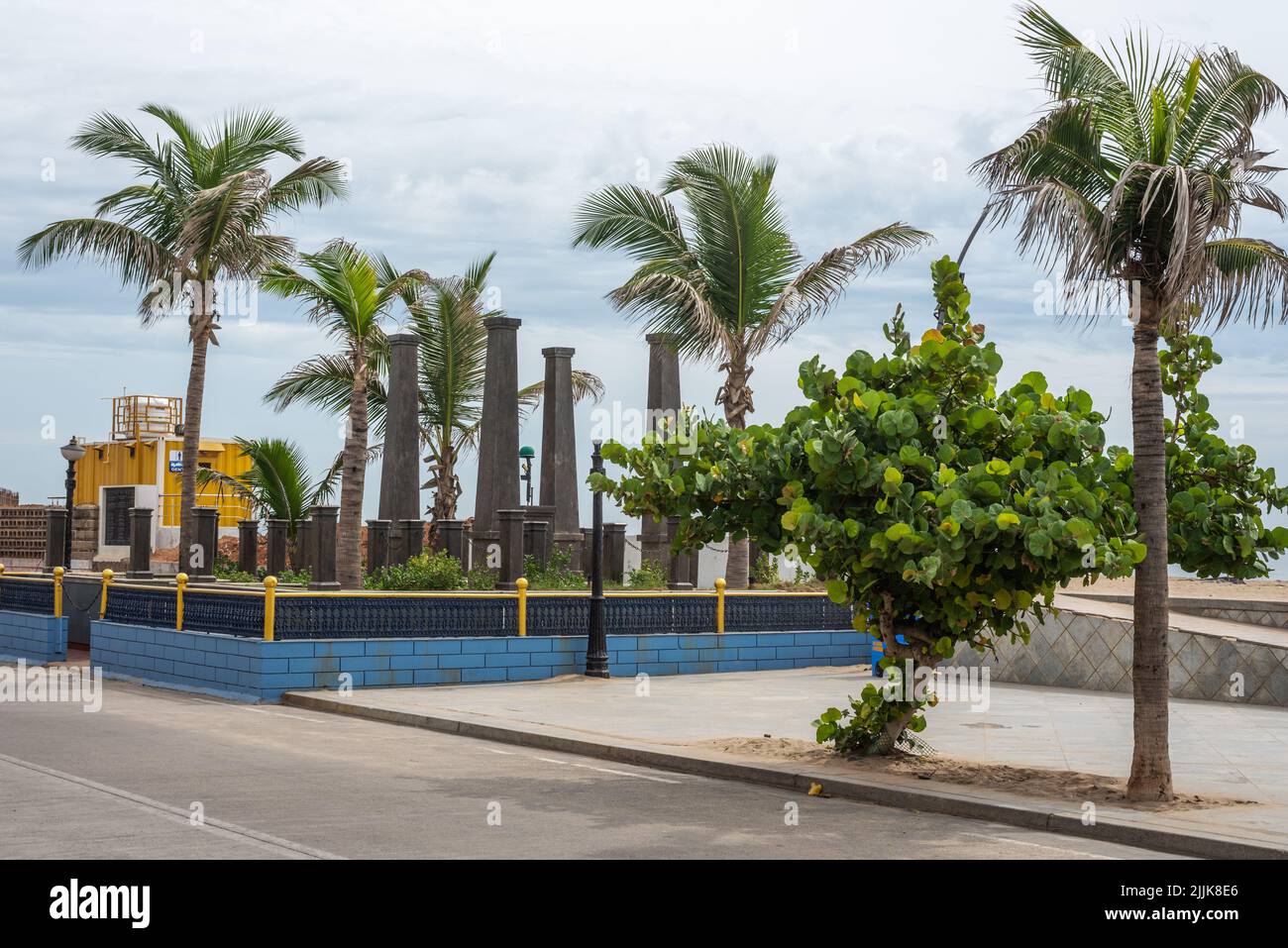 Belle architecture et bâtiments français dans le quartier français de Pondichéry en Inde Banque D'Images