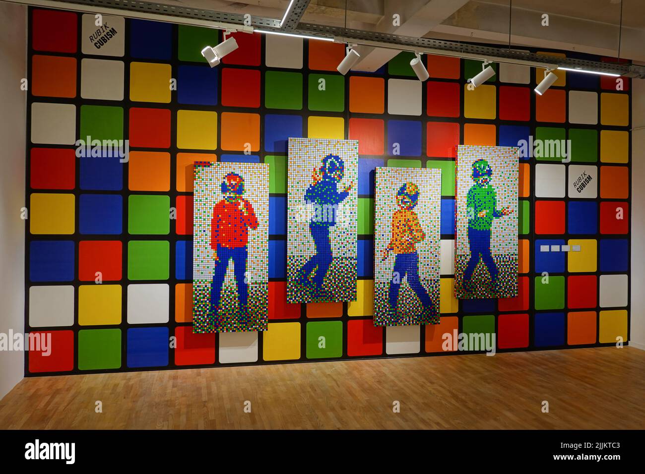 Brüssel, Molenbeek, Musée d'Art Iconoclast du millénaire, Mima, Ausstellung Rubicubisme d'Invader // Bruxelles, Molenbeek, Musée Iconoclast du millénaire Banque D'Images