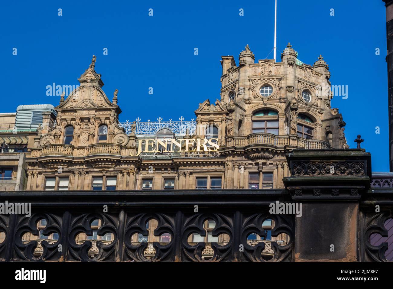 Le magasin Jenner, célèbre dans le monde entier, a été retiré des jardins de Princess Street, à Édimbourg Banque D'Images