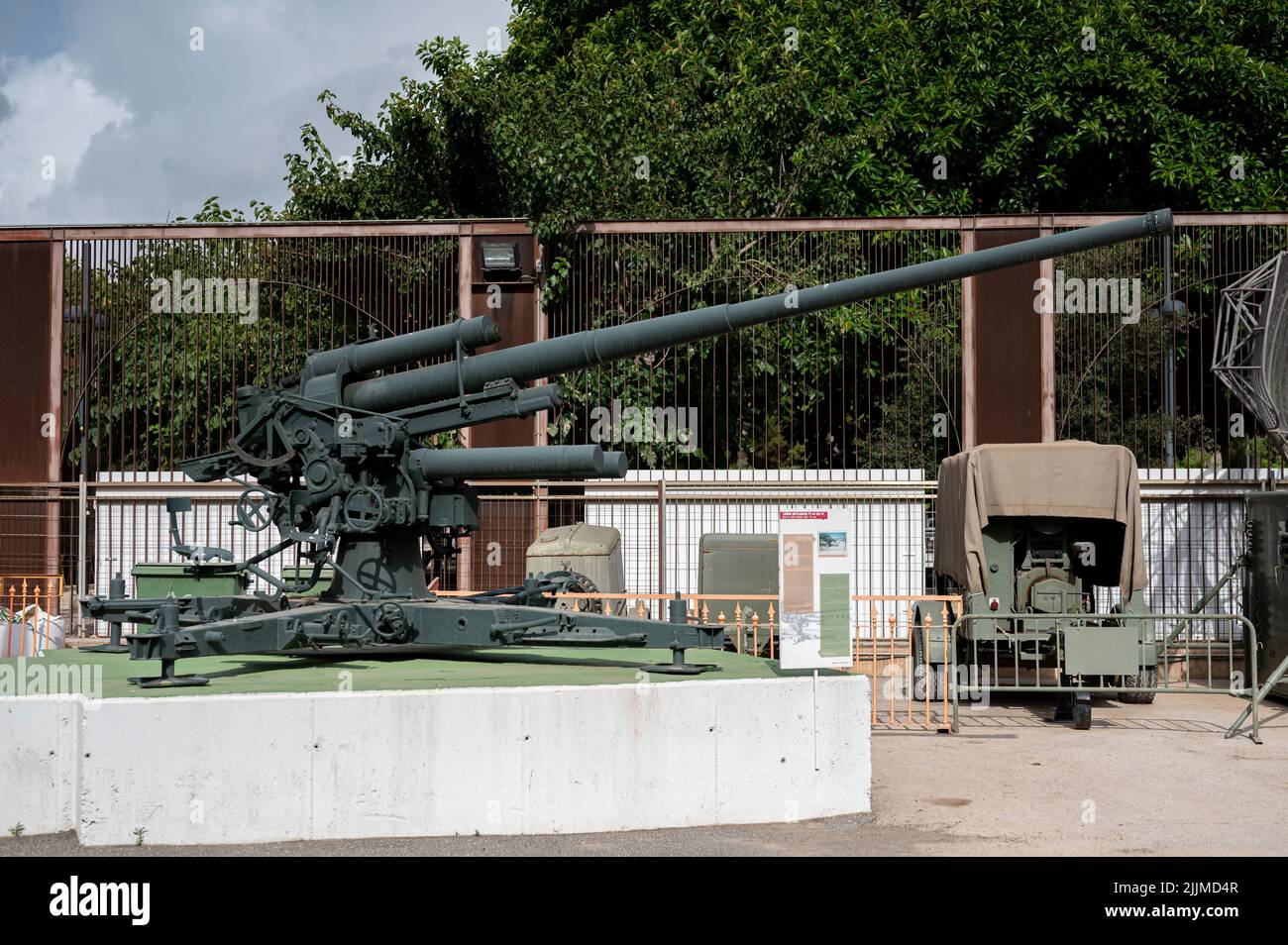 Un canon anti-bateau automatique FT-44 88 22. Banque D'Images