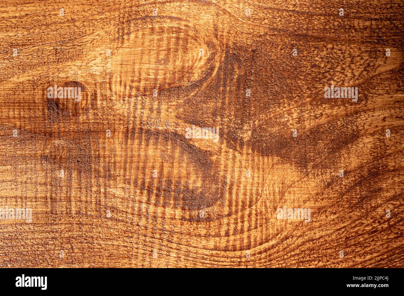 Texture en bois d'un pin - fond orange-brun Banque D'Images