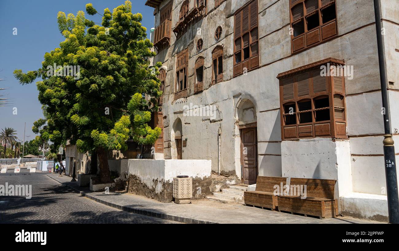 La façade d'un ancien bâtiment traditionnel dans la ville d'Al Balad, Djeddah, Arabie Saoudite Banque D'Images