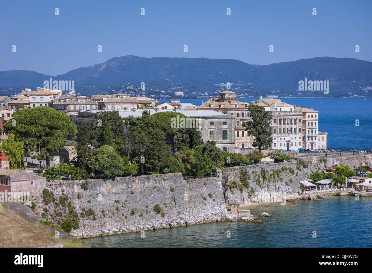 Vue aérienne depuis l'ancienne forteresse vénitienne de Corfou, sur une île grecque de Corfou Banque D'Images