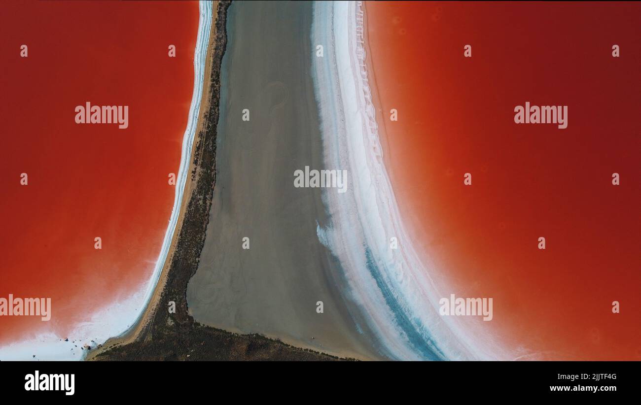 Red Salt Lake en Crimée, vue aérienne Banque D'Images